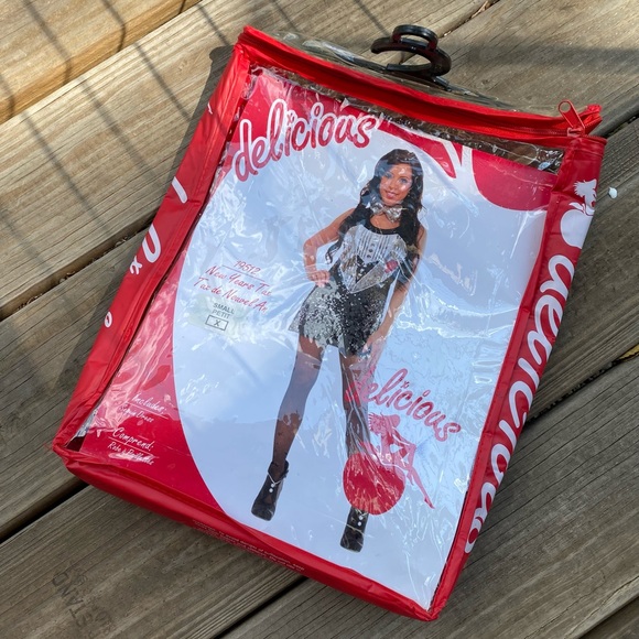 Delicious sequin tuxedo dress - Picture 7 of 10